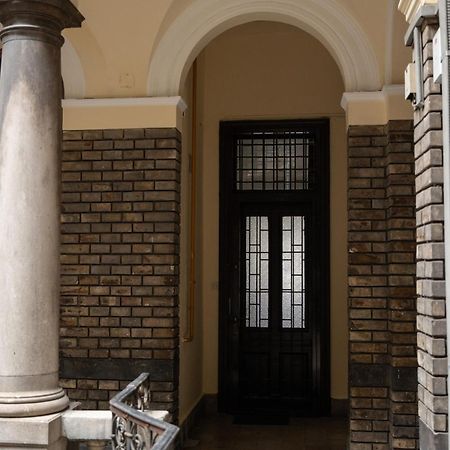 Balcony Apartment Будапеща Екстериор снимка